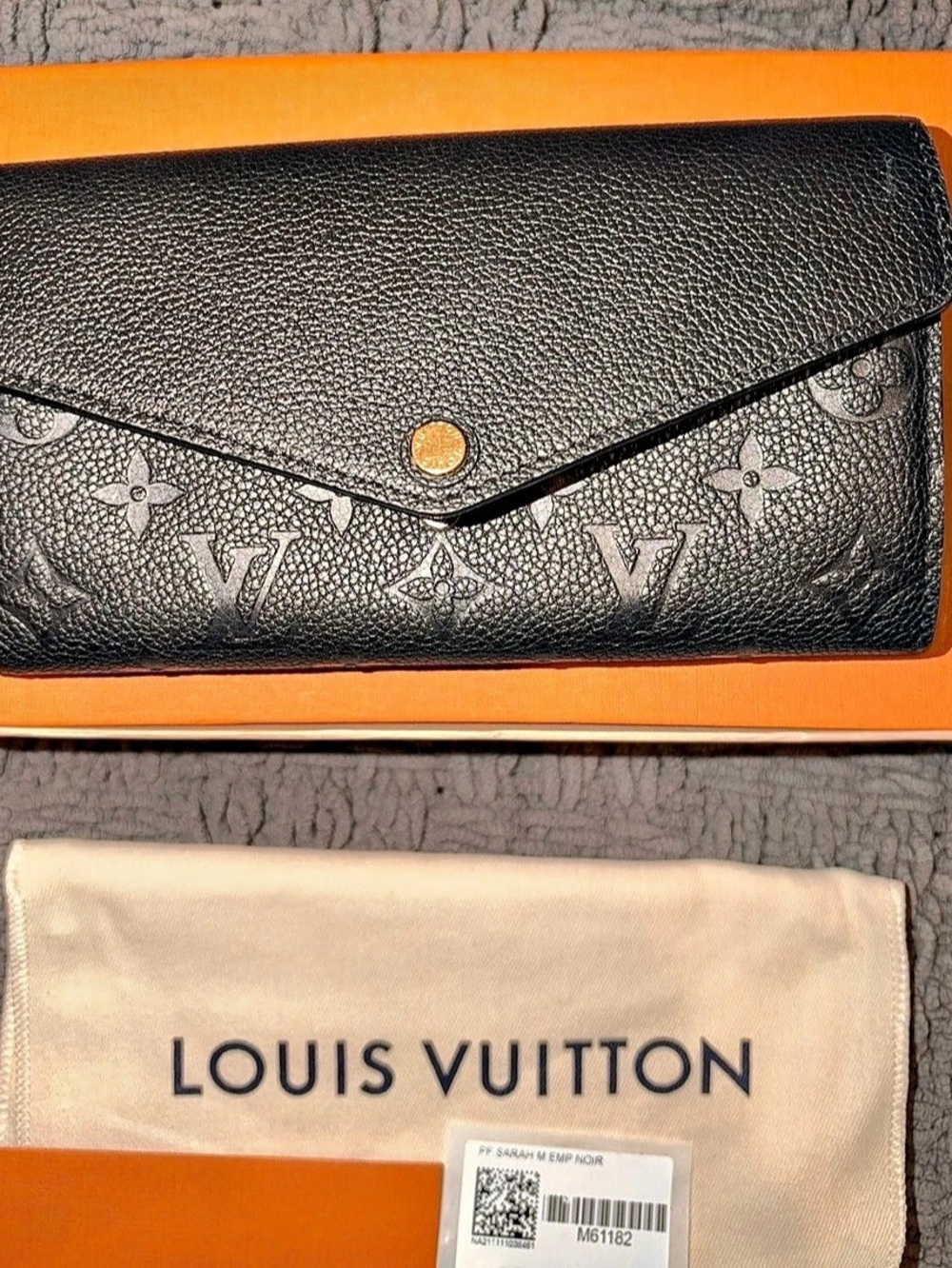 Louis Vuitton Sarah Wallet Monogram Empreinte Black